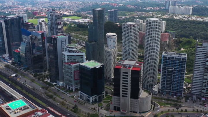 LES RICHES PLEURENT AUSSI - S1 E0056 - Mardi 04 Novembre 2025